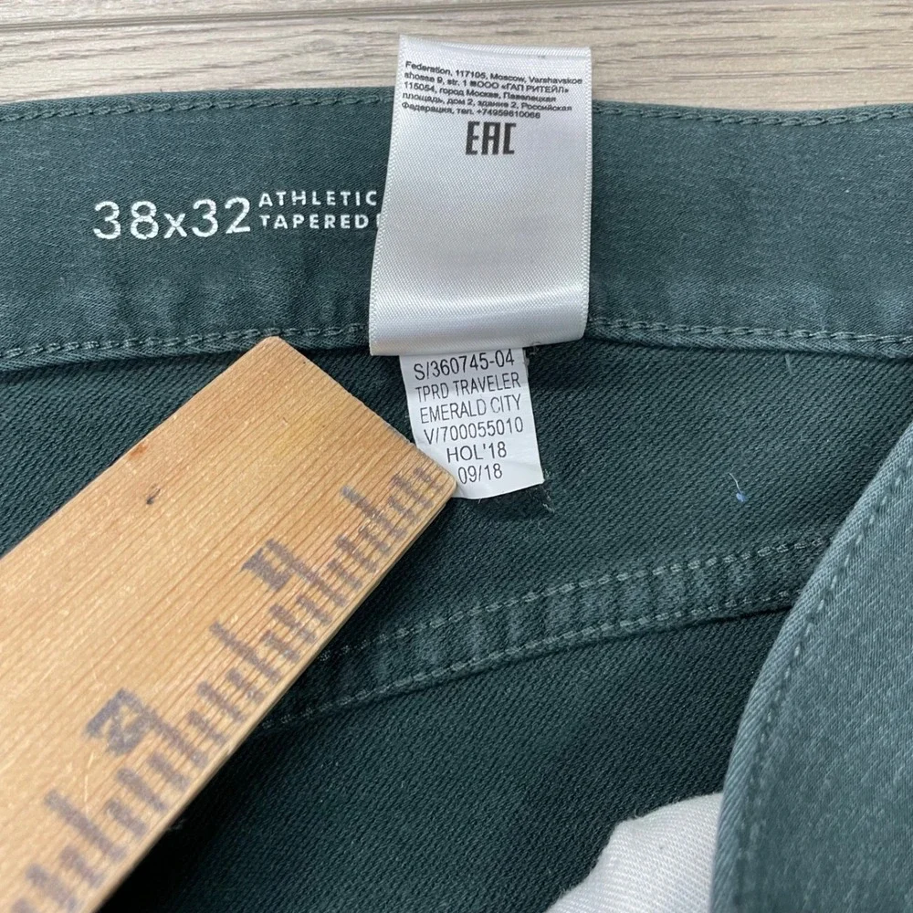 Banana Republic Traveler Pants Mens 38x32 Green Athletic Tapered Fit 360745-04